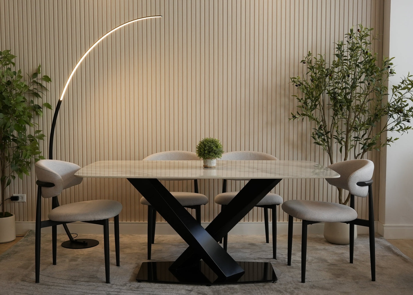 XENIA - Mesa de Comedor - 160cm