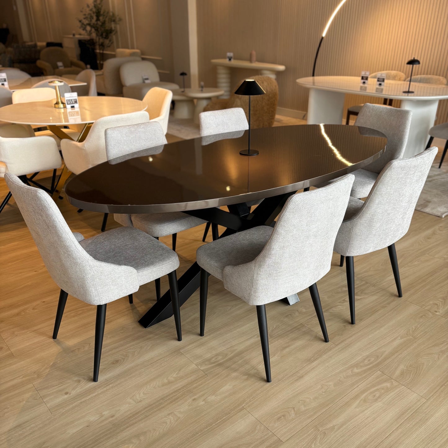 Juego de Comedor - STELLA - 200cm - Taupé + 6 Sillas Hera Color Gris