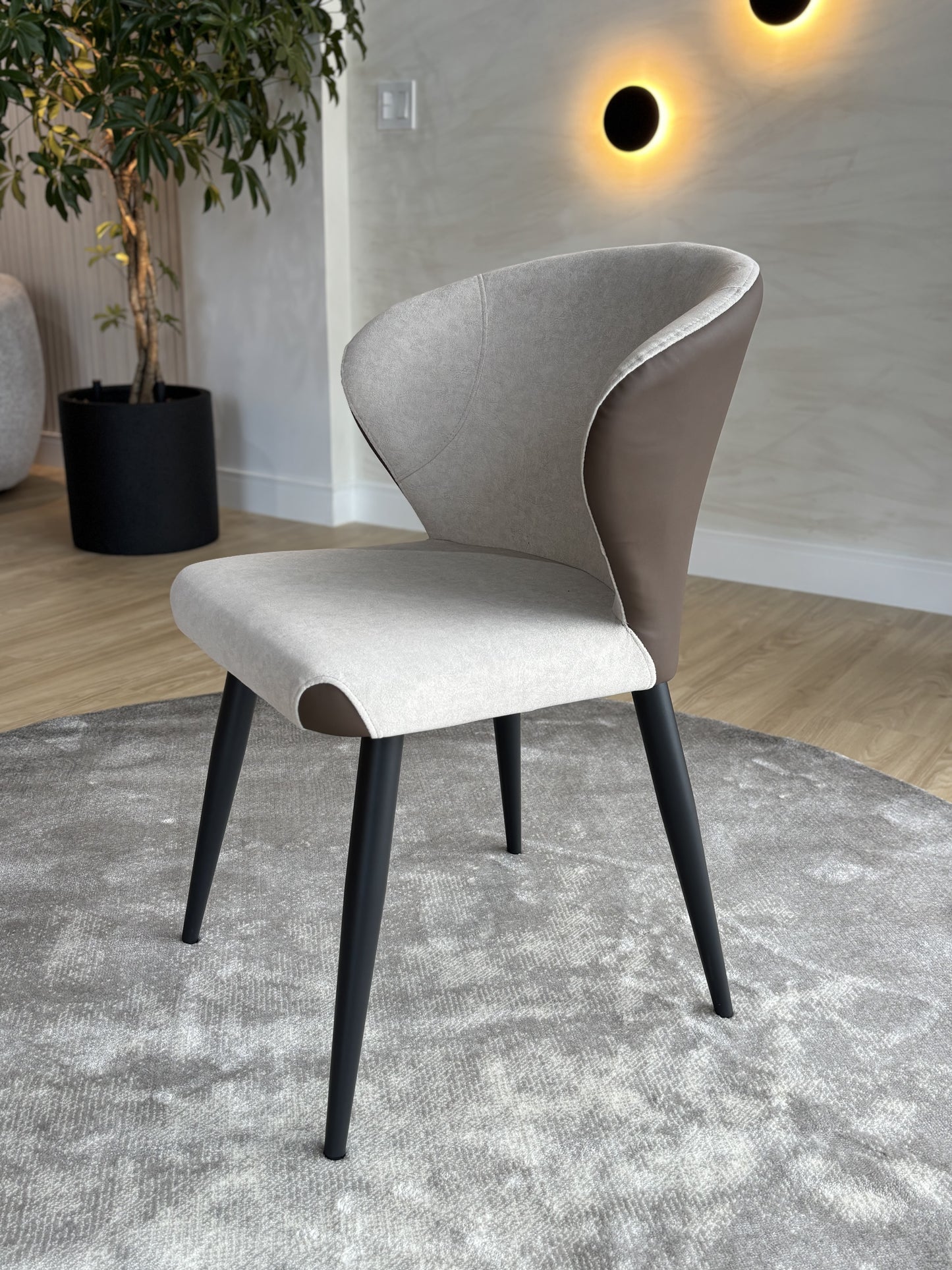 ISABELLA - Gris / Marrón - Base Negra