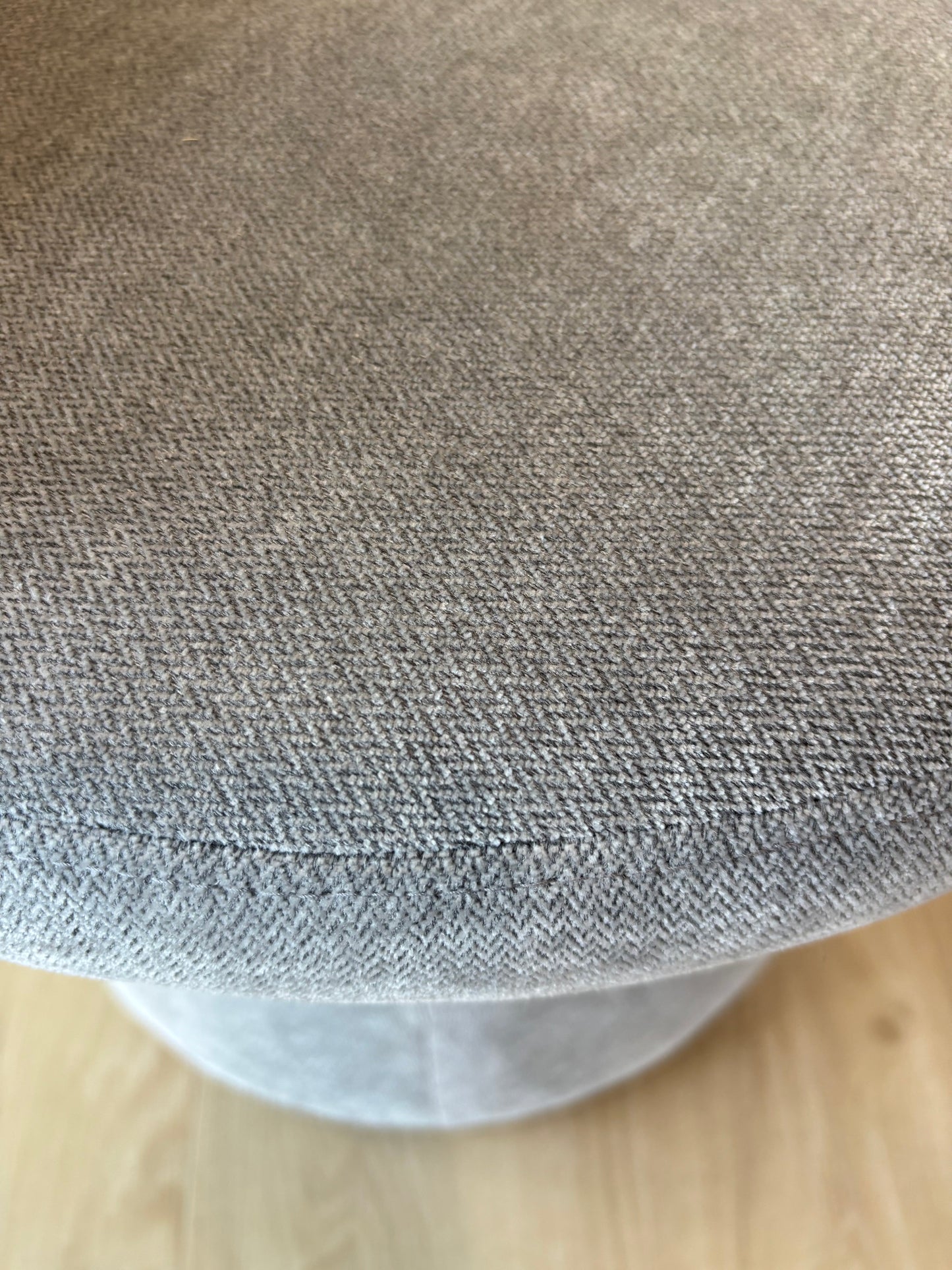 COSMO (Giratoria) - Gris (E7040-06) - Base Tapizada