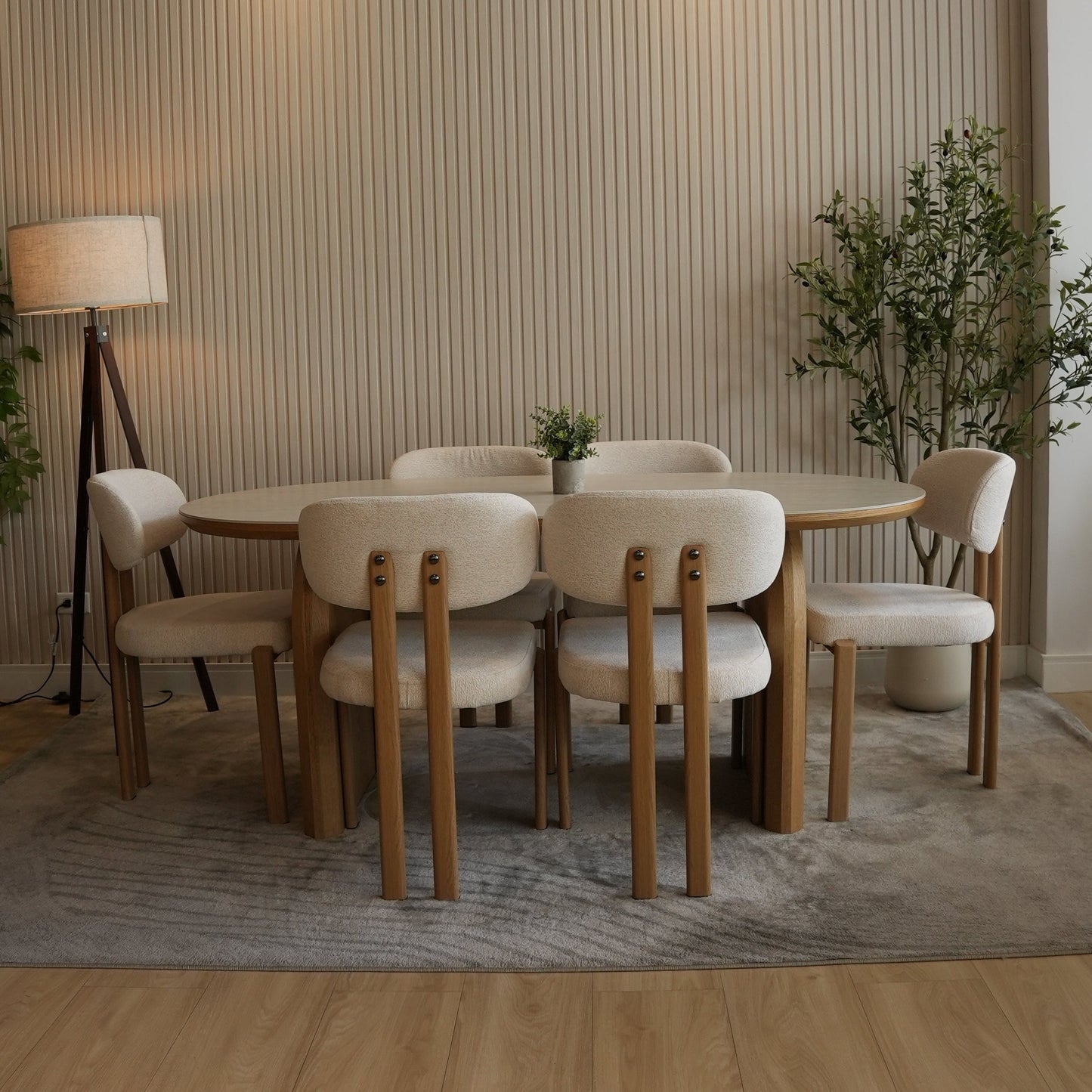 Juego de Comedor - Juliette + 6 Sillas Mika Oak