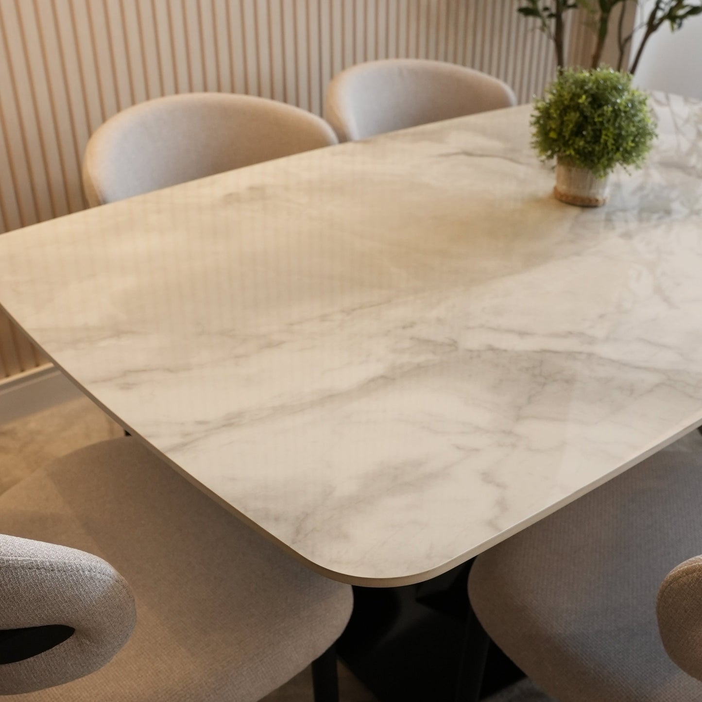 XENIA - Mesa de Comedor -  160cm