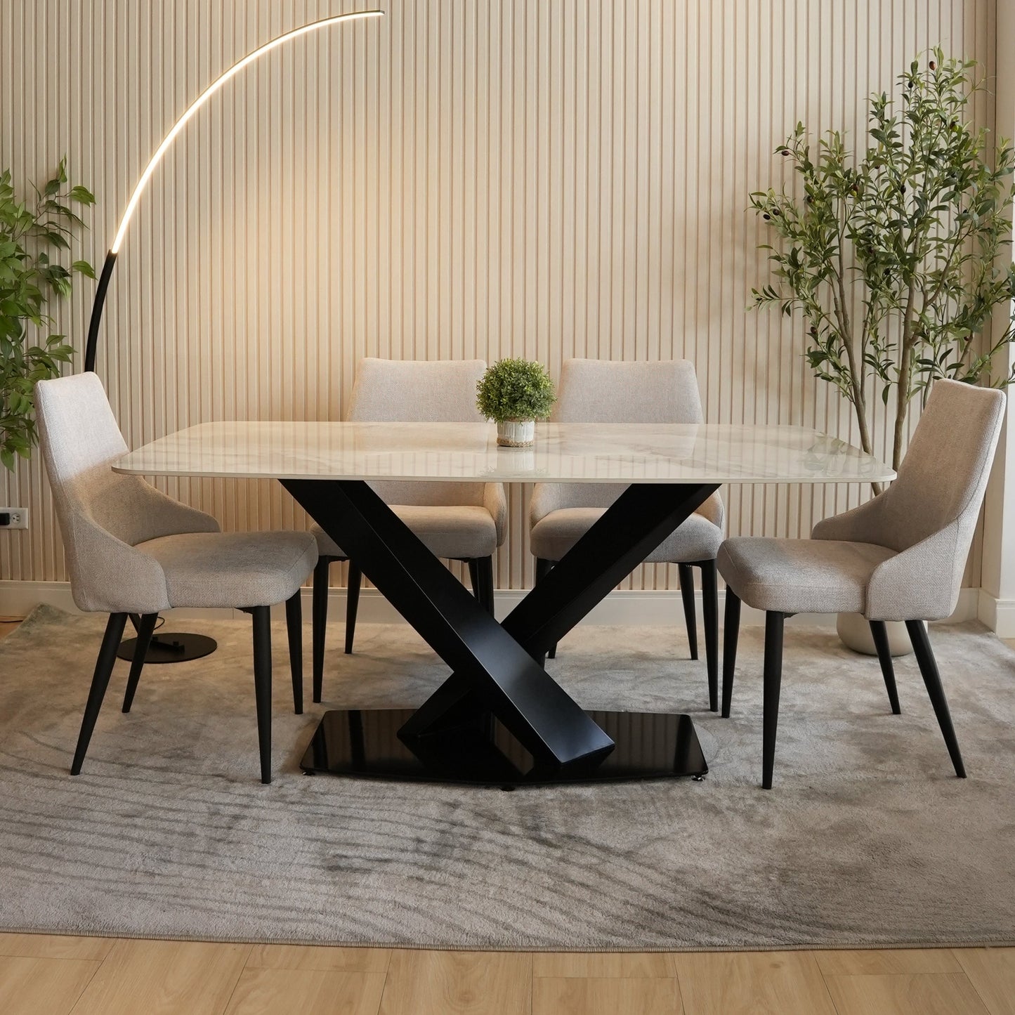 Mesa Xenia 160cm + 6 Sillas Hera