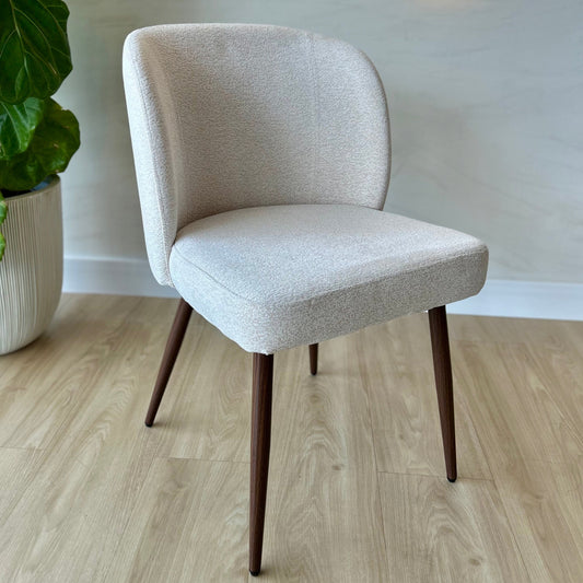 GIULIA - Crema (MIS04) - Base de Metal Color Walnut
