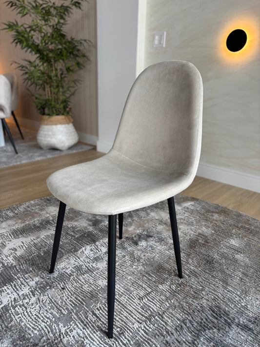 SCANDINAVIA - Tela Crema Velvet - Base Negra