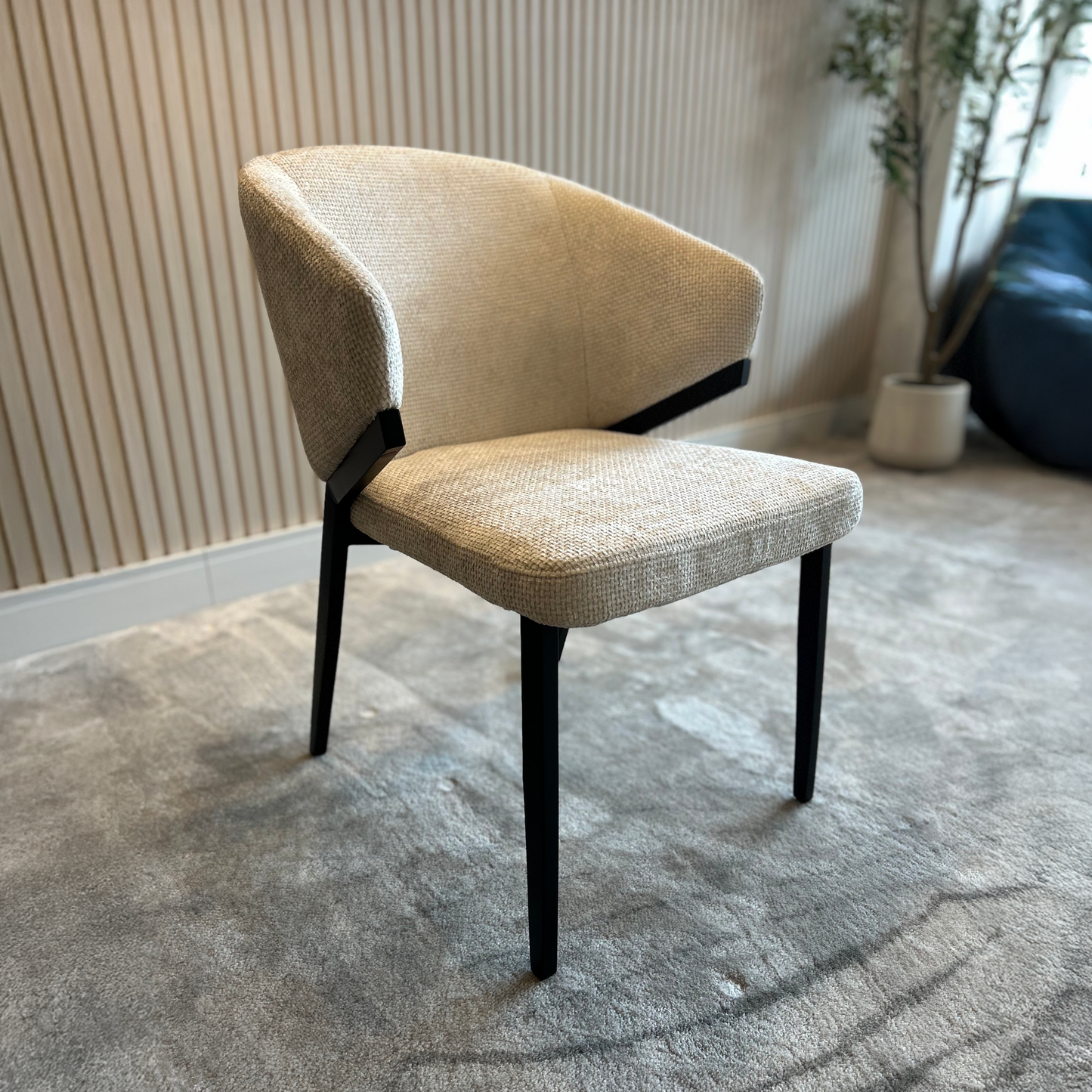 GRACE - Crema EDE03 - Base Metal Negro