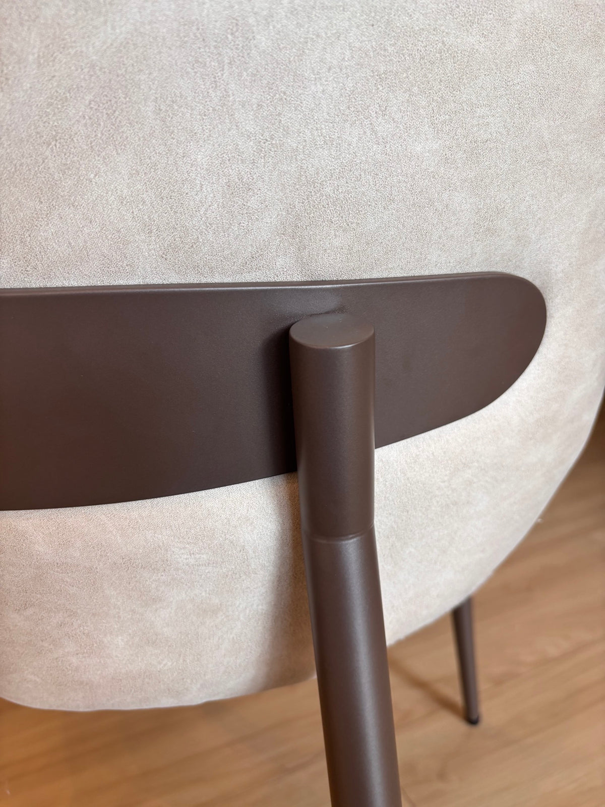 SHAAN - Beige (LIB110/CAL131) - Base de Metal Coffee