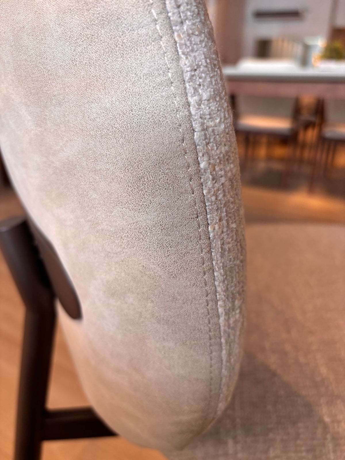 SHAAN - Beige (LIB110/CAL131) - Base de Metal Coffee