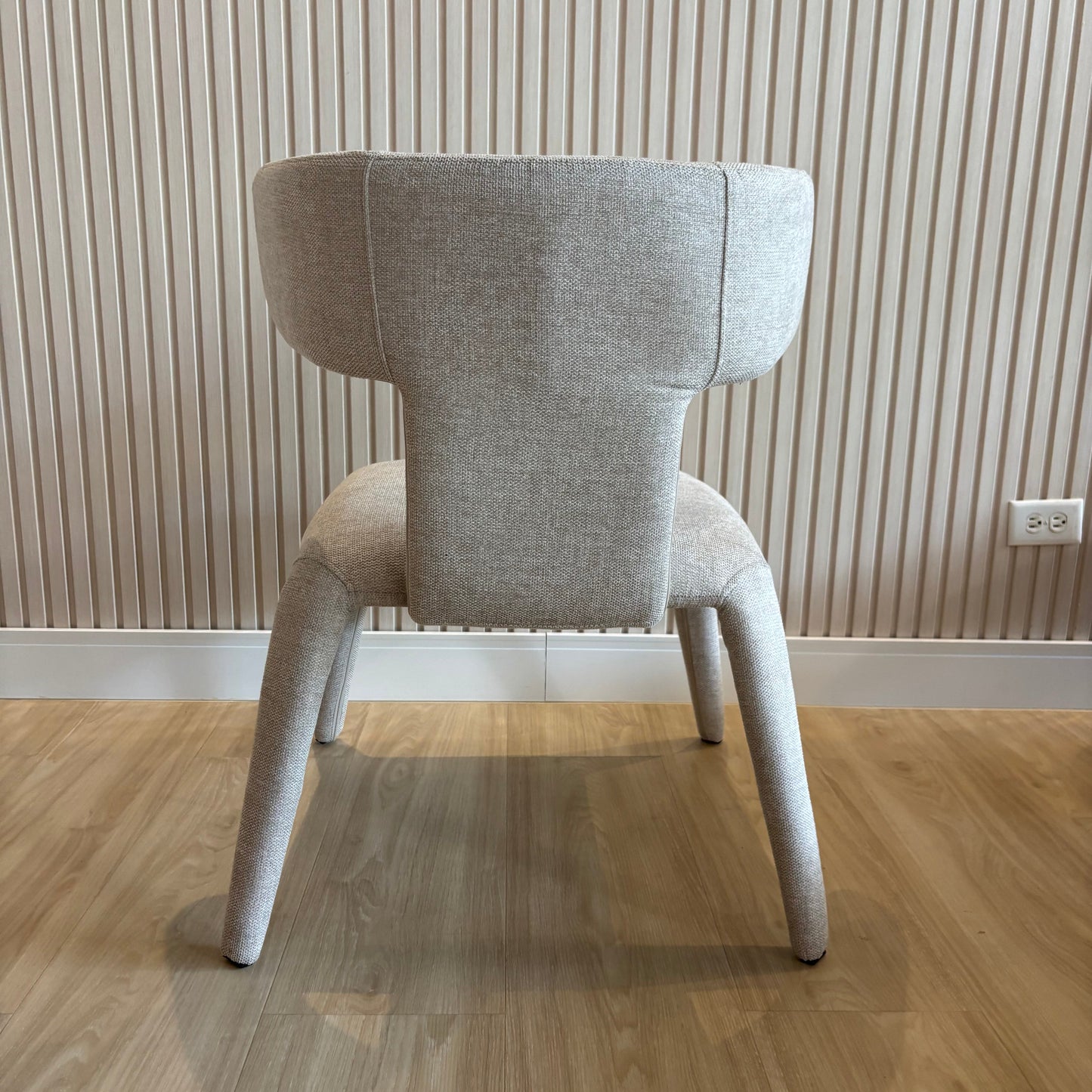MIRA - Beige U920-01 - Patas Tapizadas