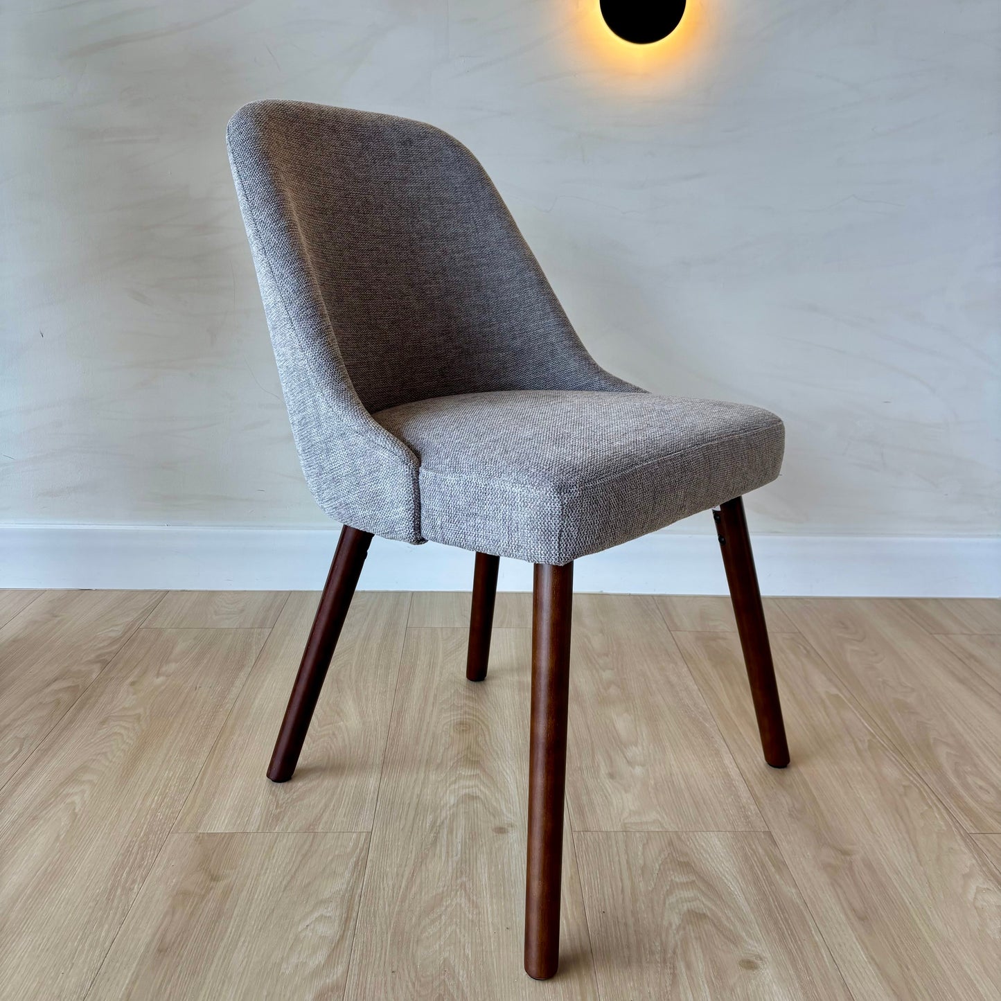 COCO - Gris(BRE07) - Patas de Madera Walnut