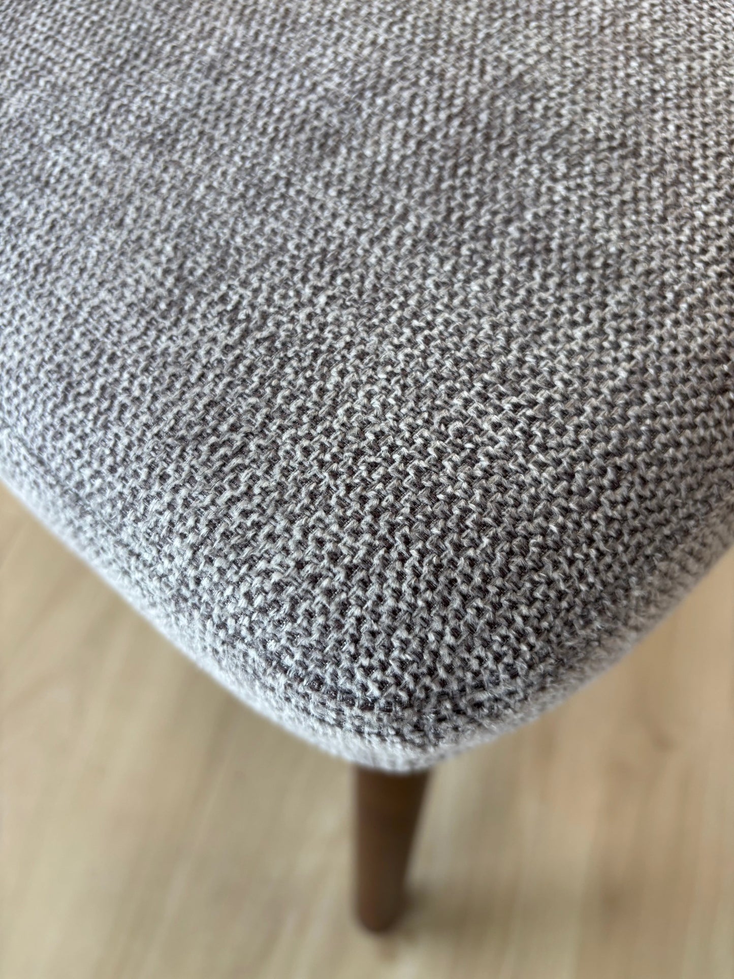 COCO - Gris(BRE07) - Patas de Madera Walnut