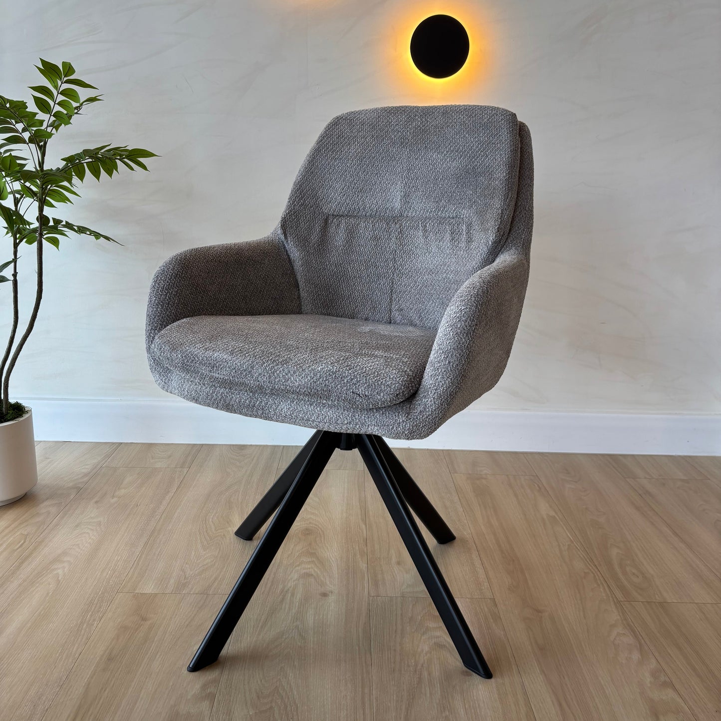 CYRUS (Giratoria) - Gris (K24164-14) - Base Metal Negro