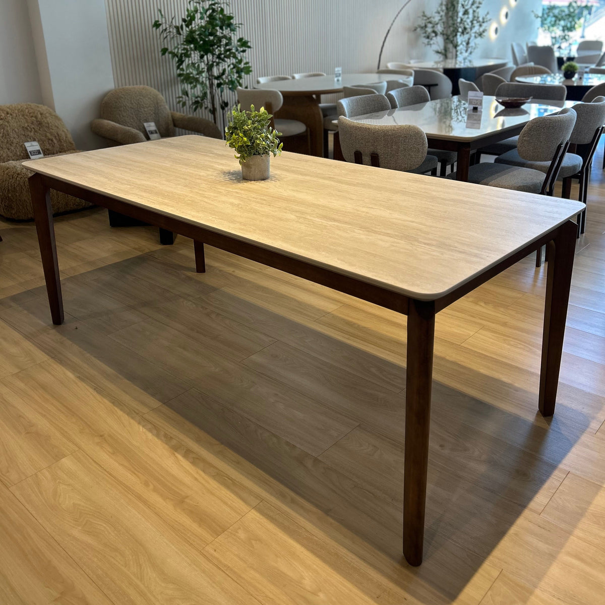 Savannah - Mesa de Comedor - 200cm - Patas de Madera Oscura