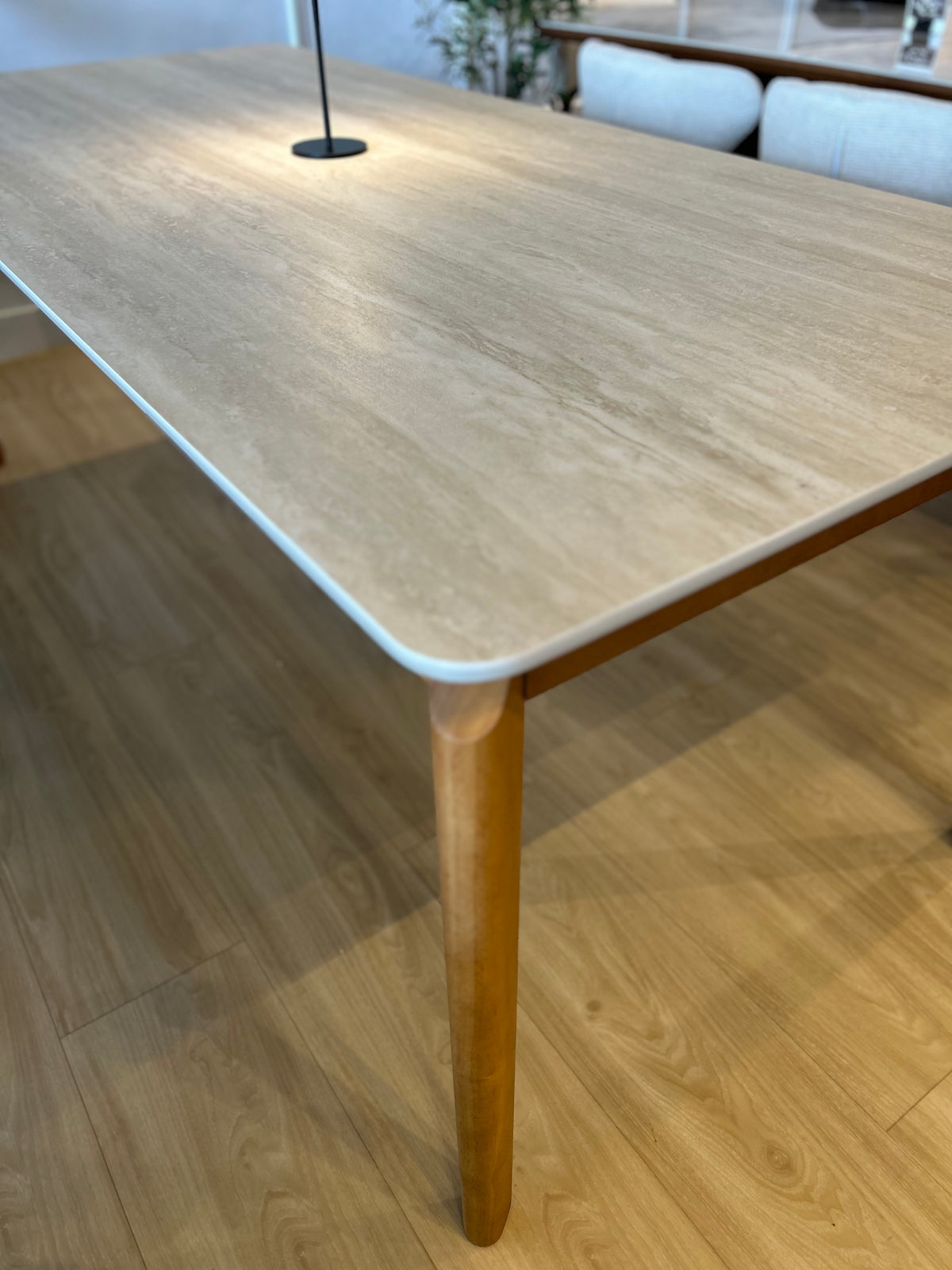 Savannah - Mesa de Comedor - 200cm - Patas de Madera Clara