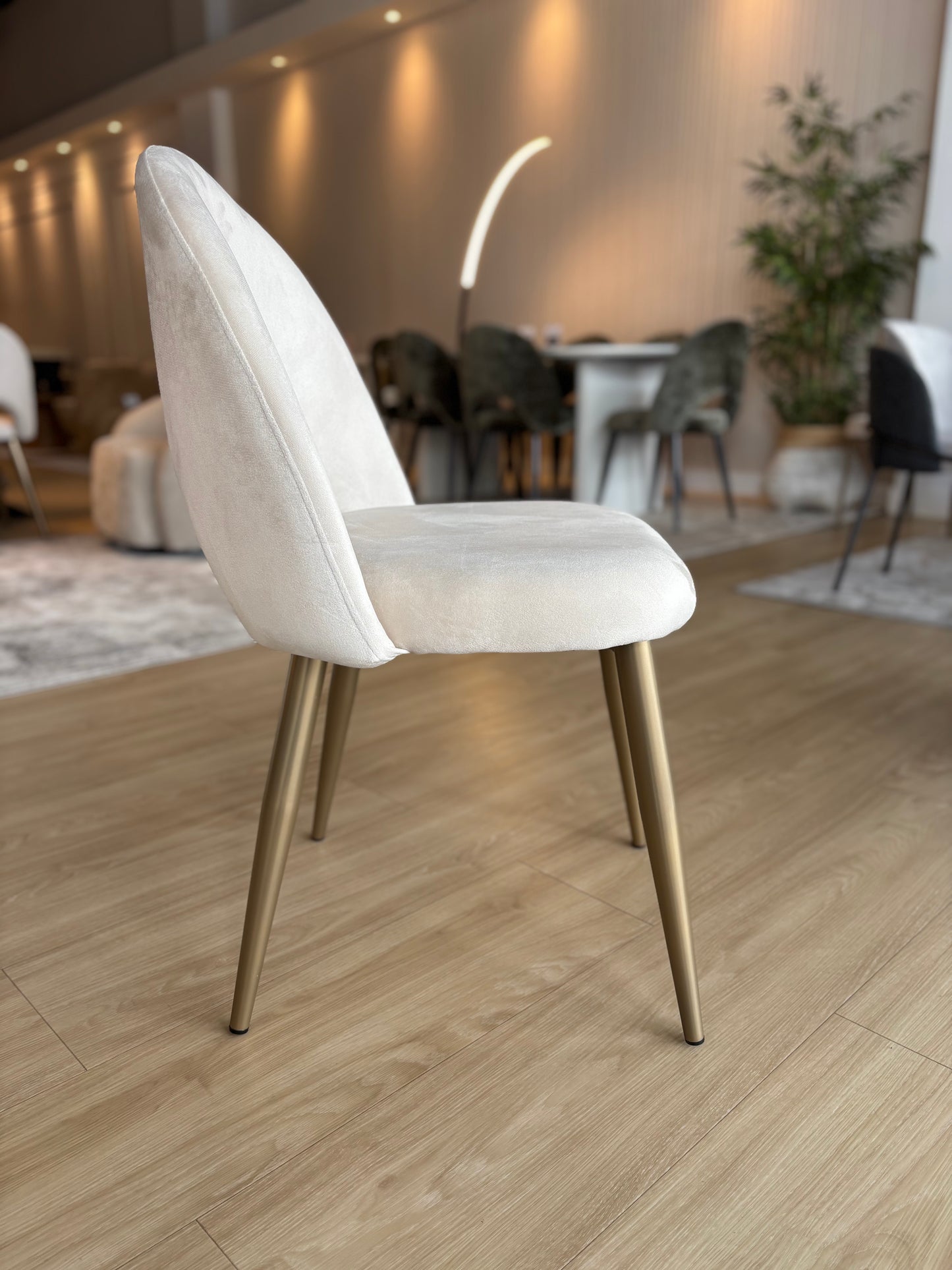 MAYA - Tela Crema Velvet - Base Brushed Gold
