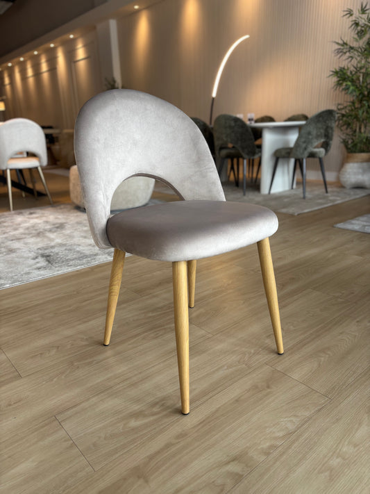 MAYA - Tela Café Velvet - Base Color Roble Claro