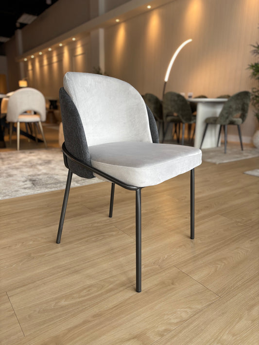 CLEO - Tela Gris/Negro - Base Titanium Black