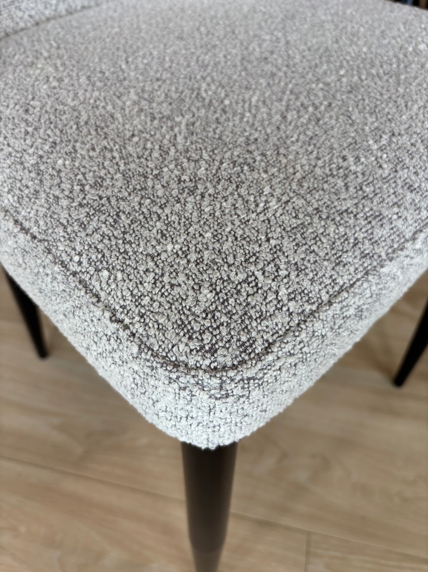 LUNA - Tela Gris - Base Negra