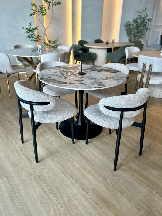 Juego de Comedor - Isla + 4 Sillas de Comedor Lina Black