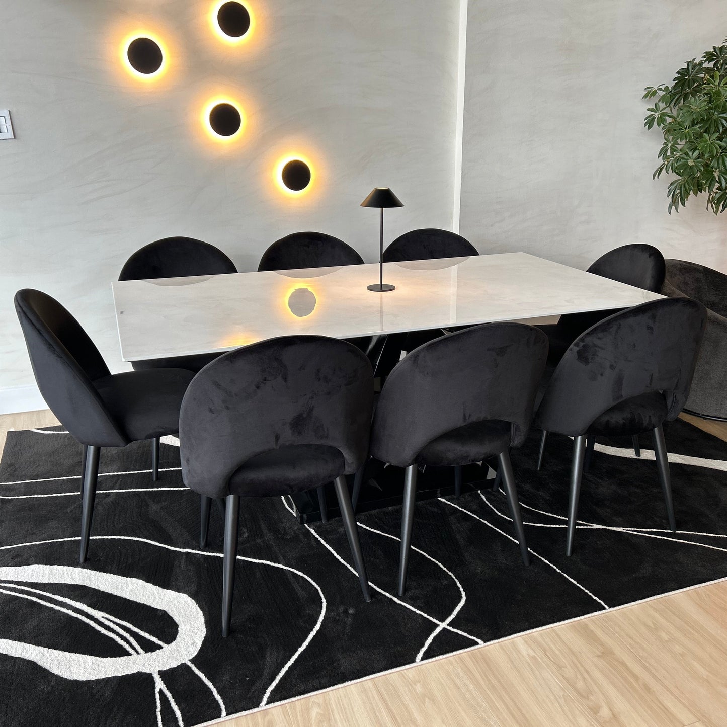 Juego de Comedor - Kaia + 8 Sillas Lia (Negro)