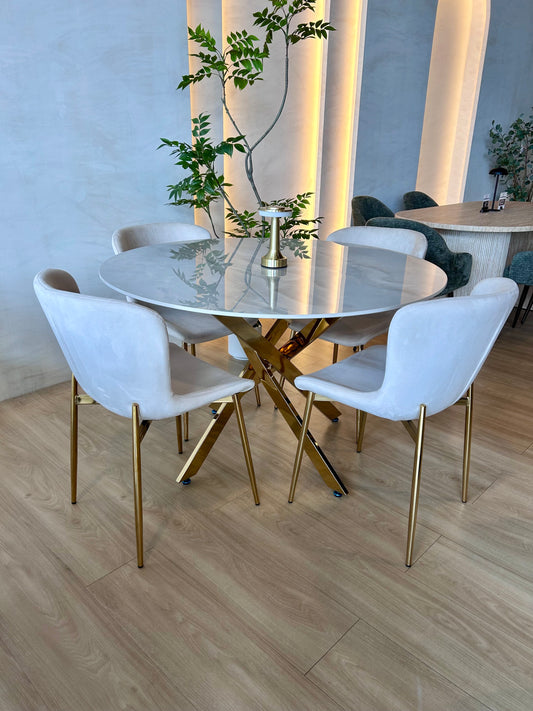 Juego de Comedor - Lara Gold + 4 Sillas de Comedor Soho Beige