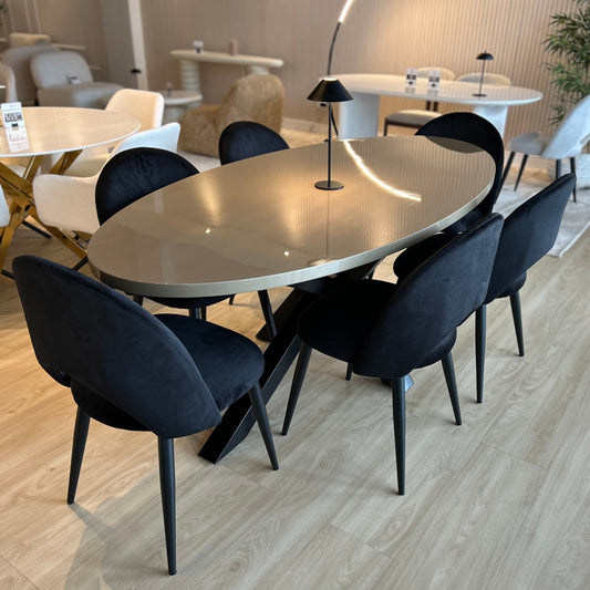Juego de Comedor - STELLA - 200cm - Champaña + 6 Sillas de Terciopelo Lia Color Negro