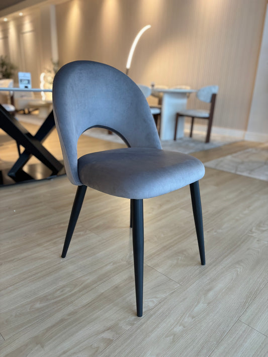 LIA - Tela Gris Oscuro Velvet - Base Negra