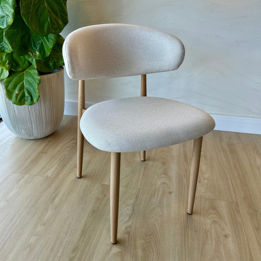 LINA - Crema (MOS07) - Base de Metal Color Oak