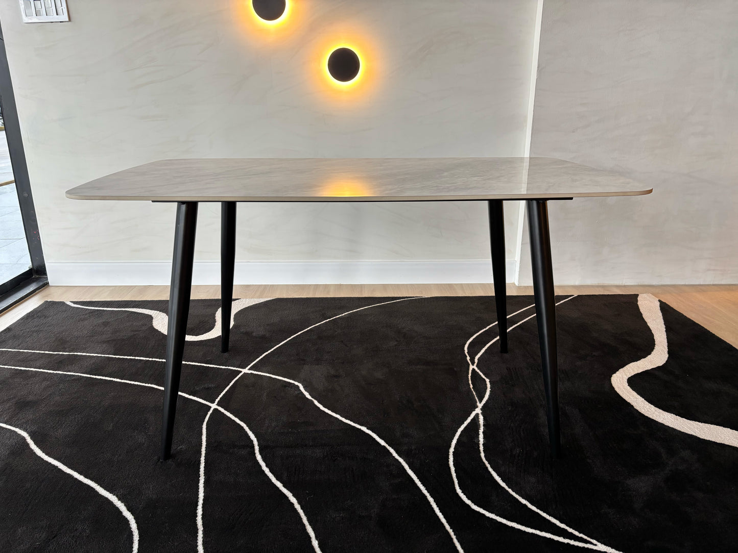 LOLA - Mesa de Comedor -  140cm