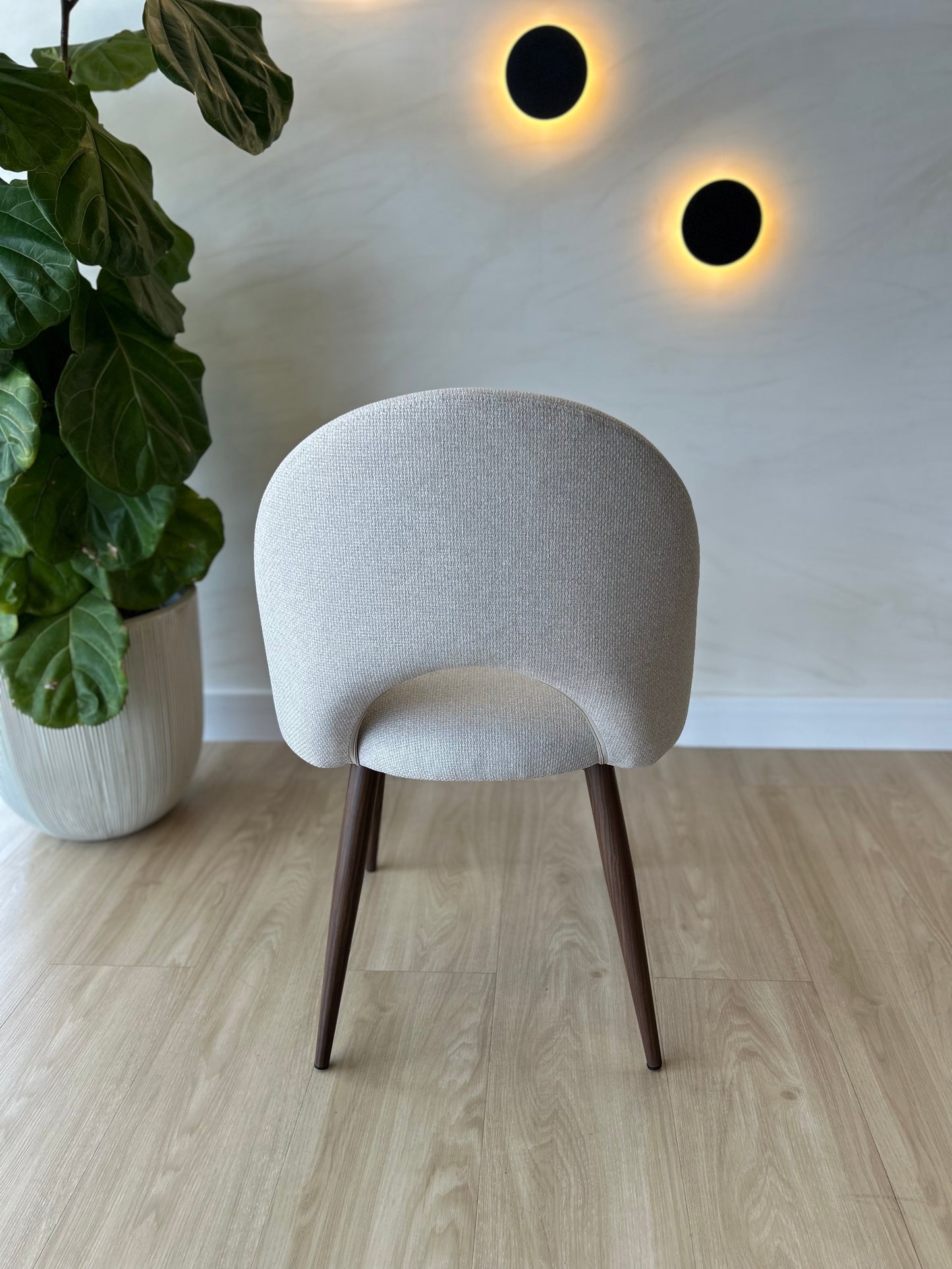 MAYA - Beige (BAR04) - Base de Metal Color Walnut