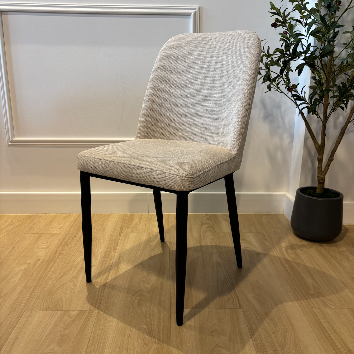 LUNA - Tela Beige - Base Negra