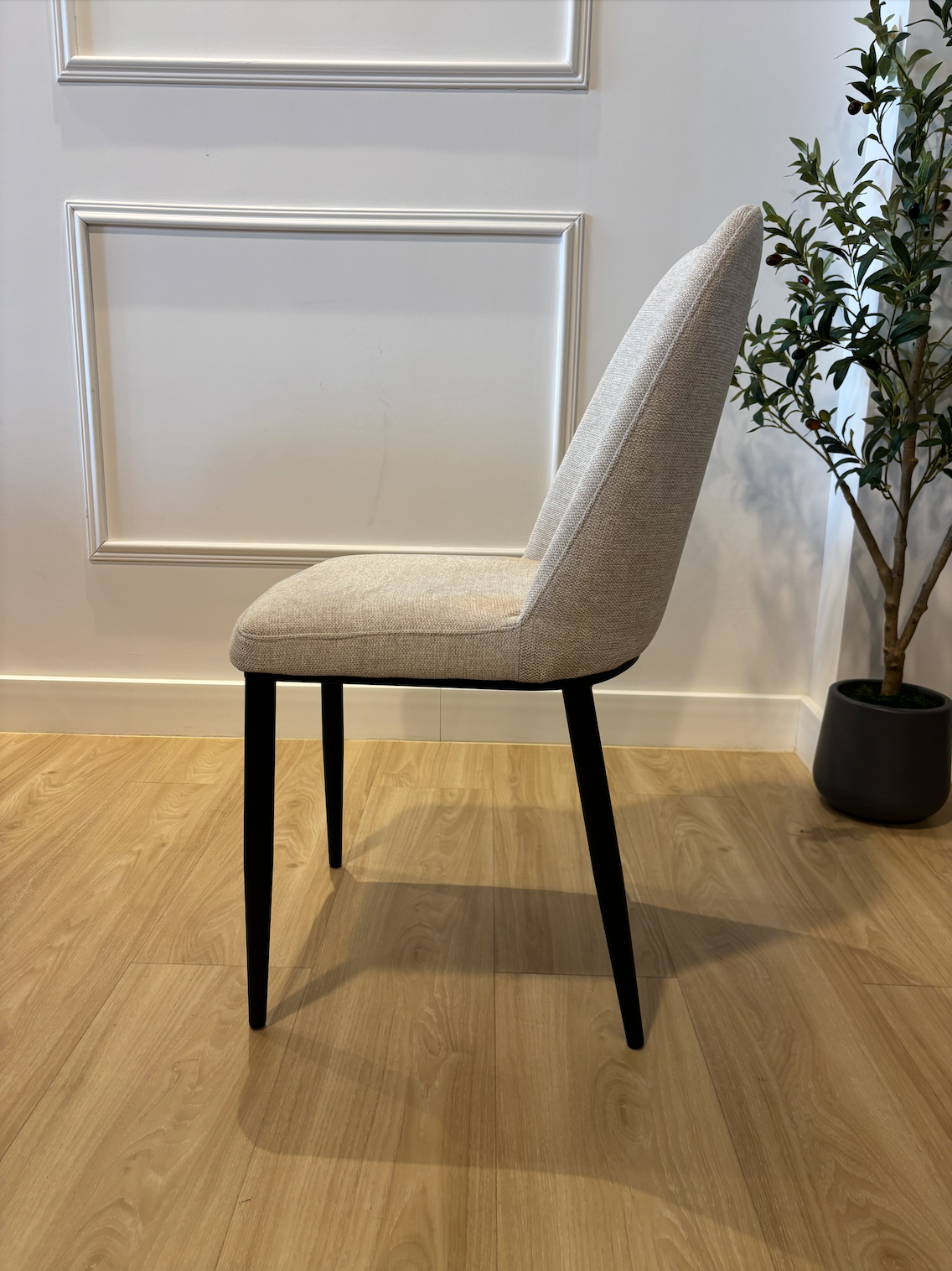 LUNA - Tela Beige - Base Negra