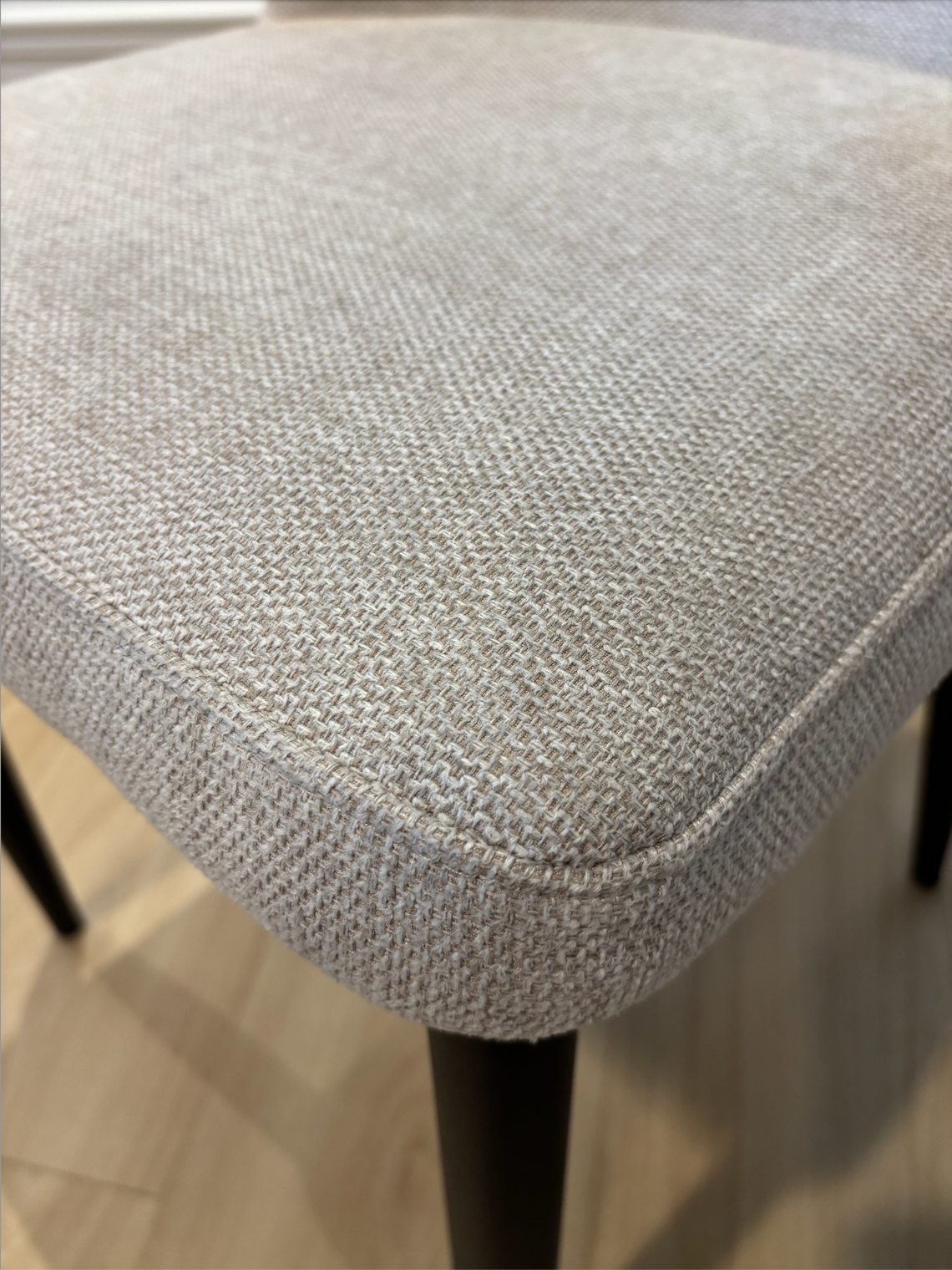 LUNA - Tela Beige - Base Negra