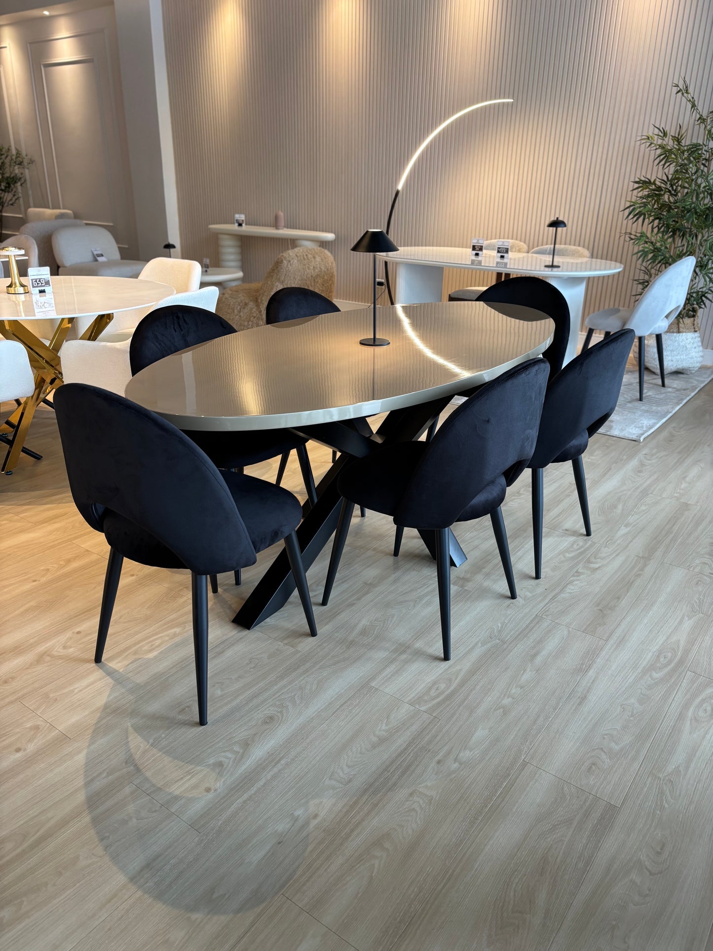 STELLA - Mesa de Comedor - 200cm - Champaña